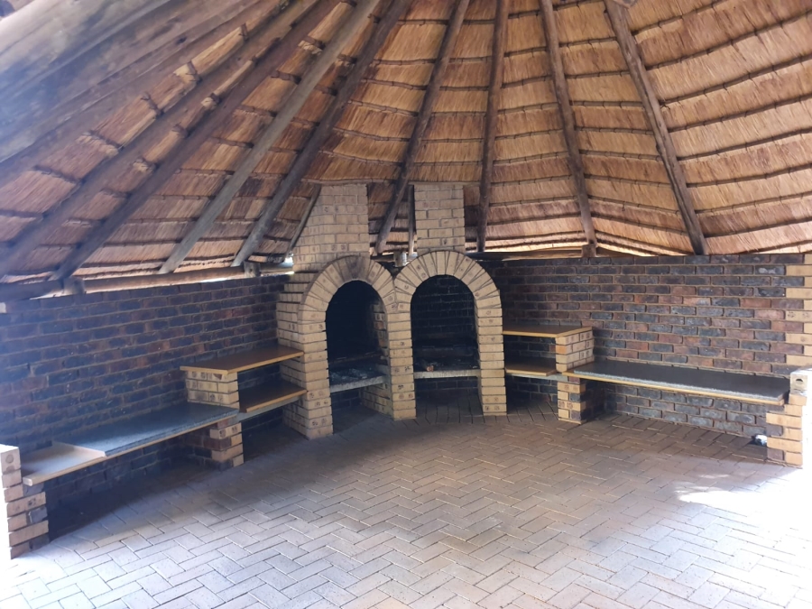 5 Bedroom Property for Sale in Cashan North West